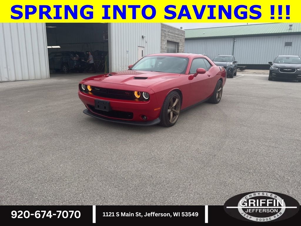 2016 Dodge Challenger R/T Scat Pack 6.4L V8 !!!
