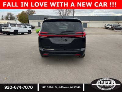 2026 Chrysler Pacifica Select S APPEARANCE PACKAGE !!!