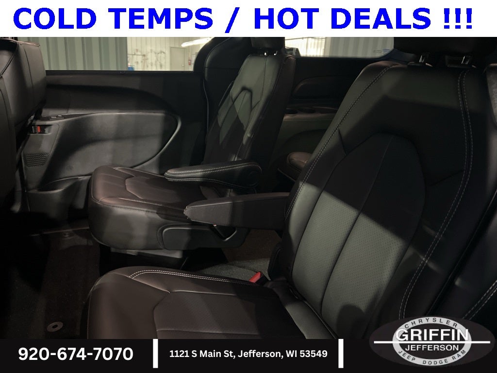 2026 Chrysler Pacifica Select SUNROOF !!!