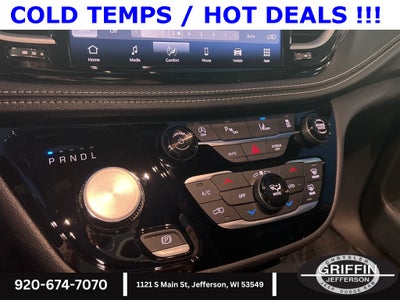 2026 Chrysler Pacifica Select SUNROOF !!!