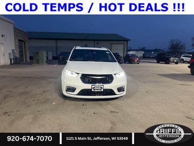 2026 Chrysler Pacifica Select SUNROOF !!!