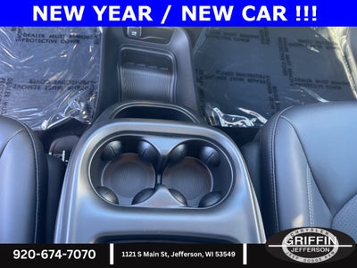 2025 Chrysler Pacifica Select 3.6L V6 !!!