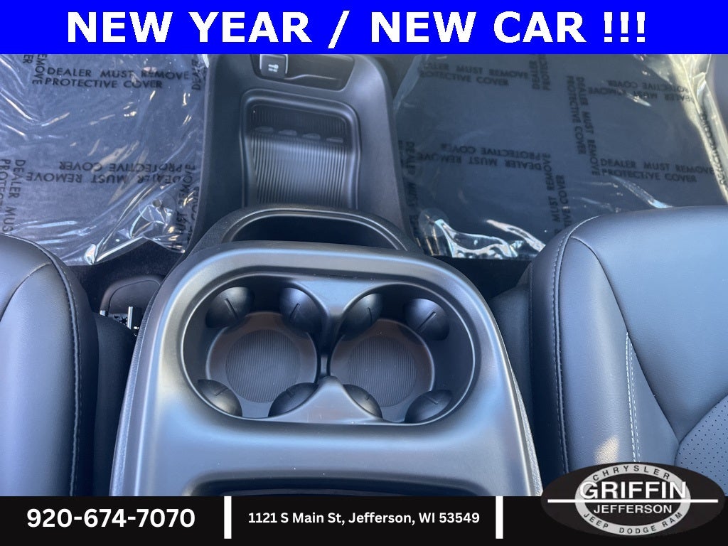 2025 Chrysler Pacifica Select 3.6L V6 !!!