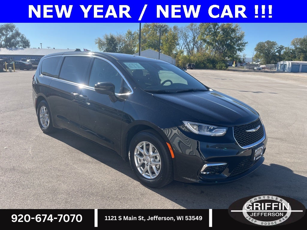 2025 Chrysler Pacifica Select 3.6L V6 !!!