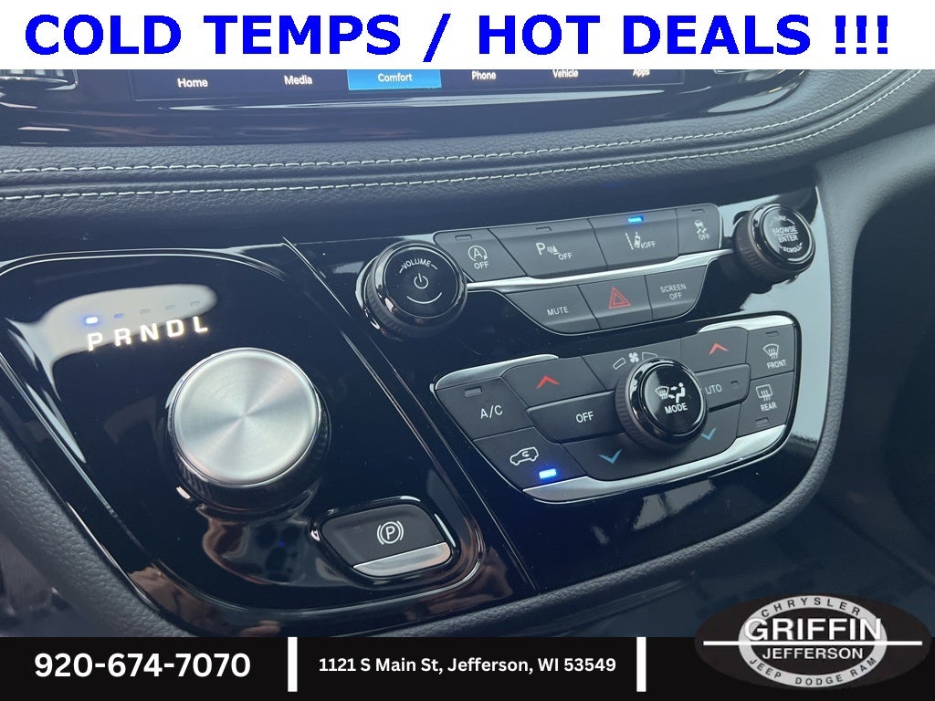 2026 Chrysler Pacifica Select