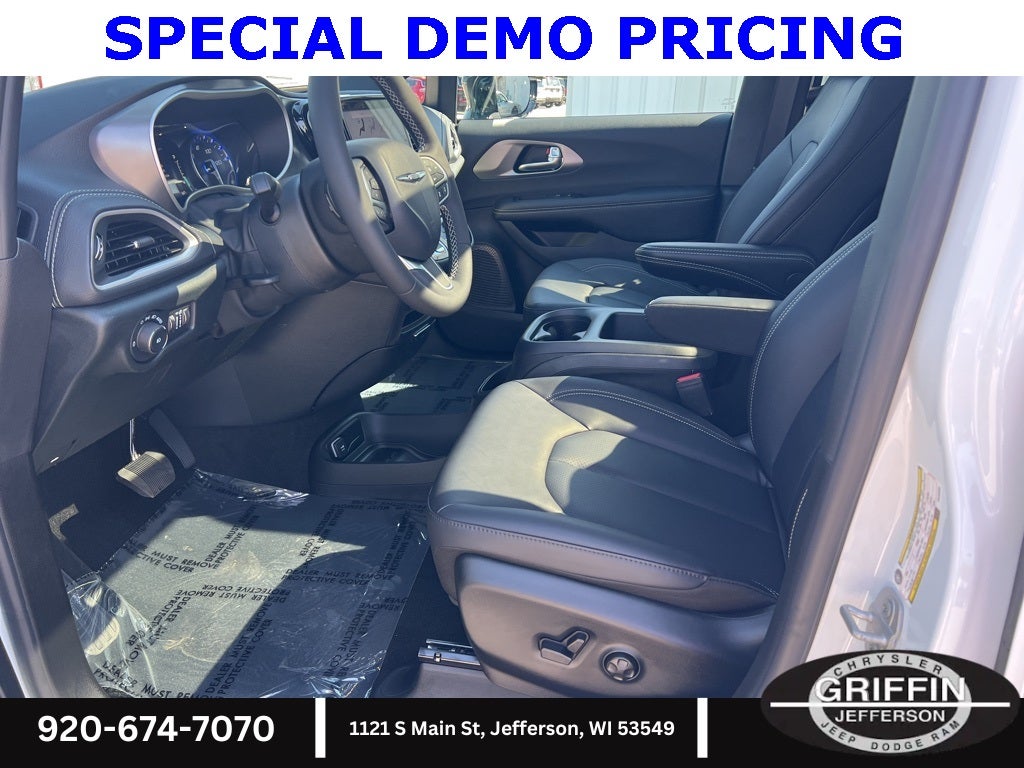 2026 Chrysler Pacifica Select 100th Anniversary Edition !!!