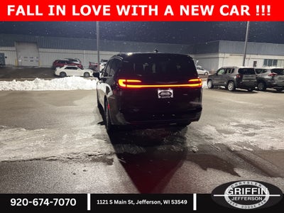 2026 Chrysler Pacifica Select SUNROOF !!!