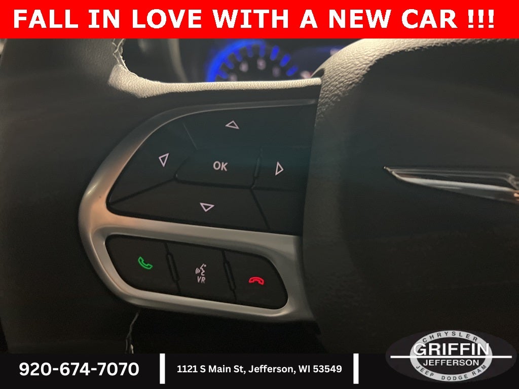 2026 Chrysler Pacifica Select SUNROOF !!!