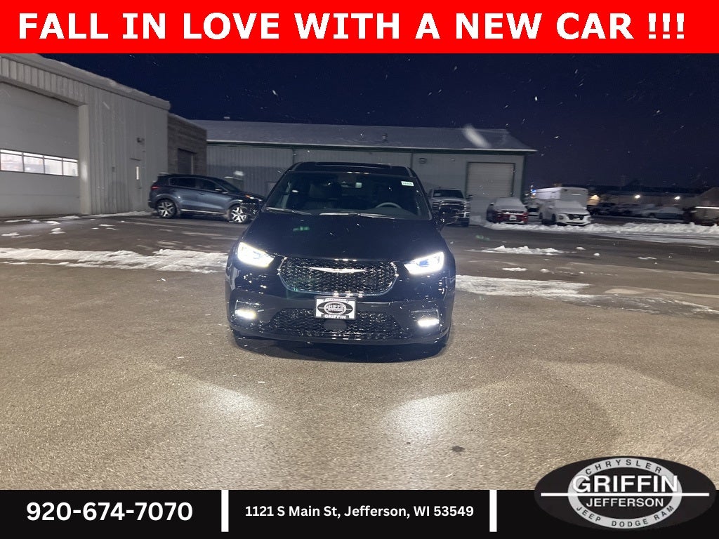 2026 Chrysler Pacifica Select SUNROOF !!!