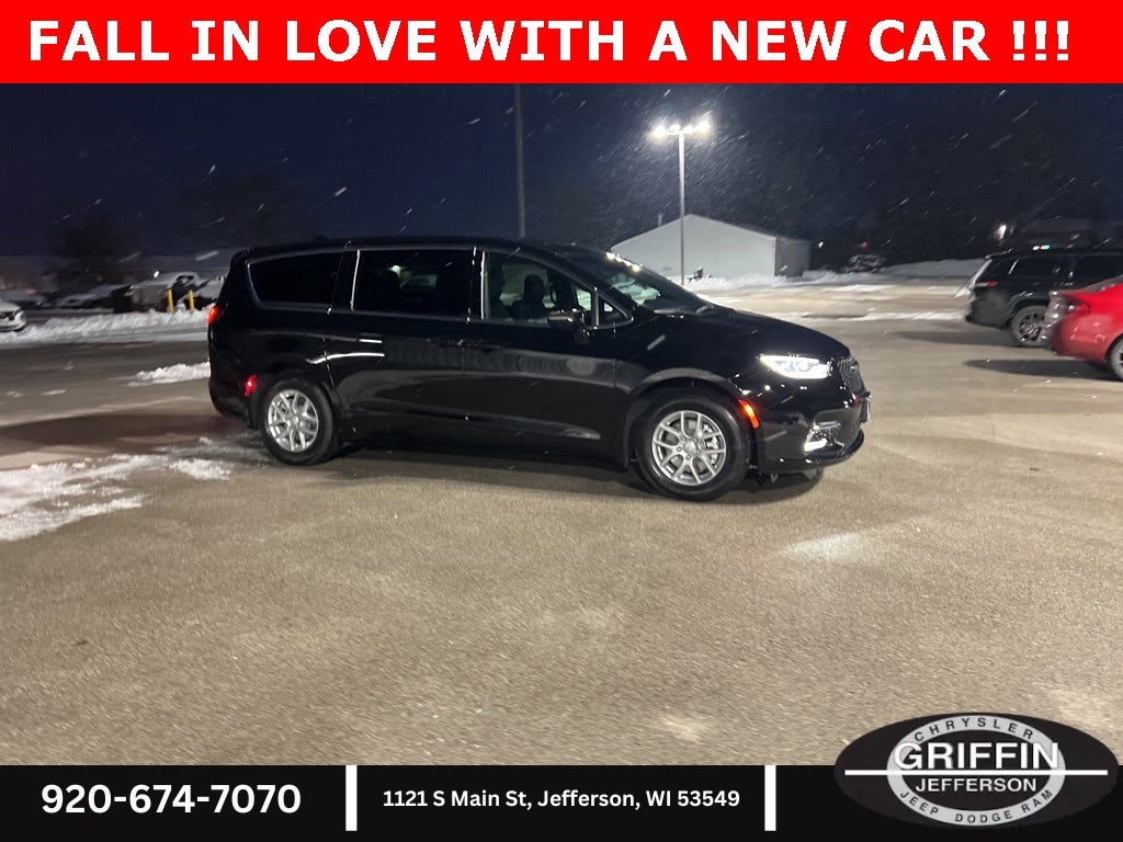 2026 Chrysler Pacifica Select SUNROOF !!!