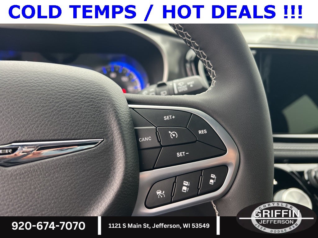 2026 Chrysler Pacifica Select