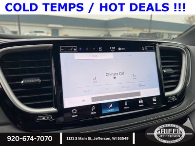 2026 Chrysler Pacifica Select