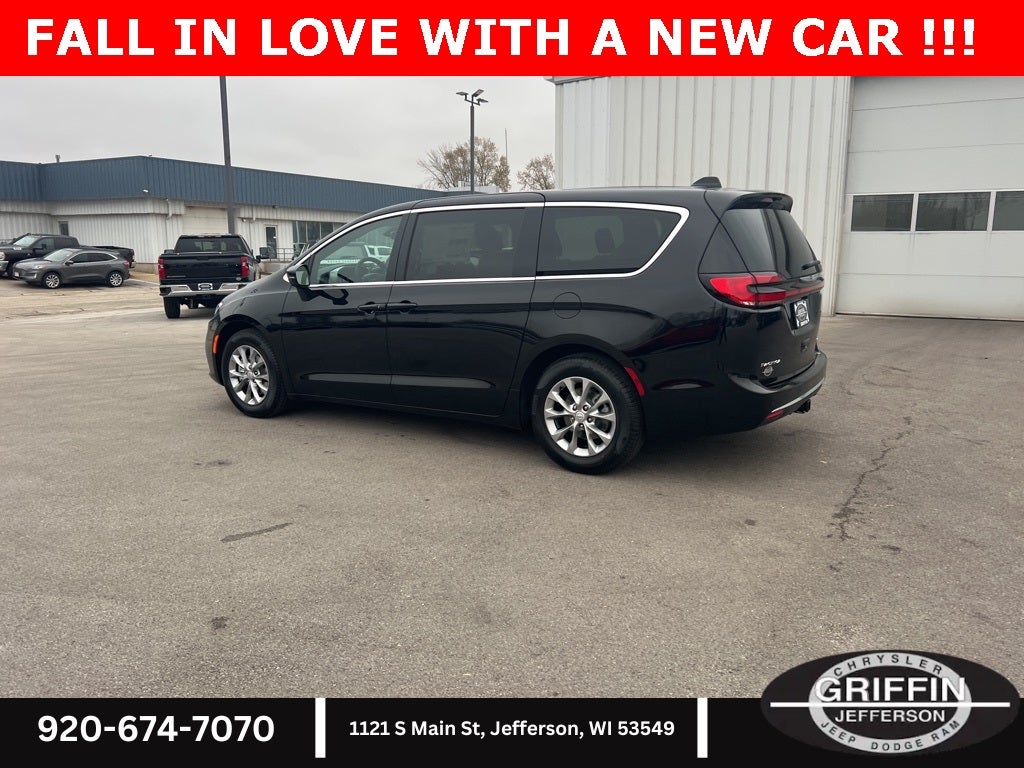 2026 Chrysler Pacifica Limited Trailer Tow !!!