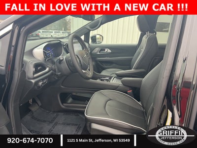 2026 Chrysler Pacifica Limited Trailer Tow !!!