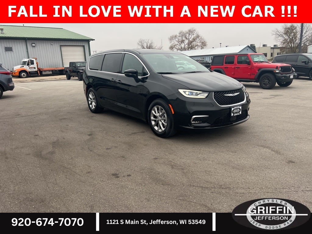 2026 Chrysler Pacifica Limited Trailer Tow !!!