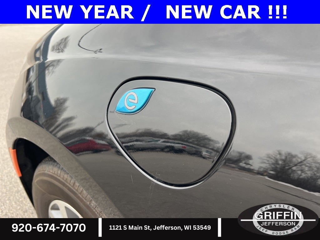 2024 Chrysler Pacifica Select