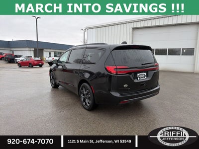 2026 Chrysler Pacifica Select AWD !!!