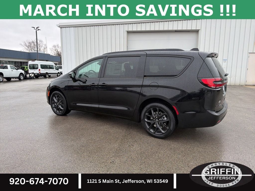 2026 Chrysler Pacifica Select AWD !!!