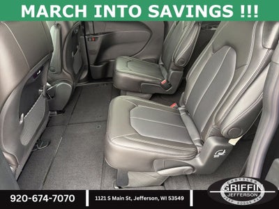 2026 Chrysler Pacifica Select AWD !!!