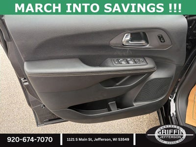 2026 Chrysler Pacifica Select AWD !!!