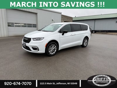 2026 Chrysler Pacifica Select AWD !!!