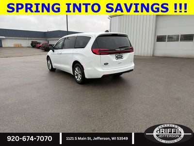 2026 Chrysler Pacifica Select AWD !!!