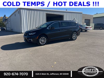 2026 Chrysler Pacifica Select AWD !!!