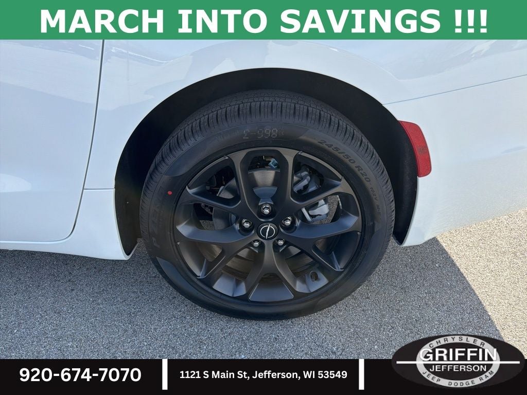 2026 Chrysler Pacifica Select AWD !!!