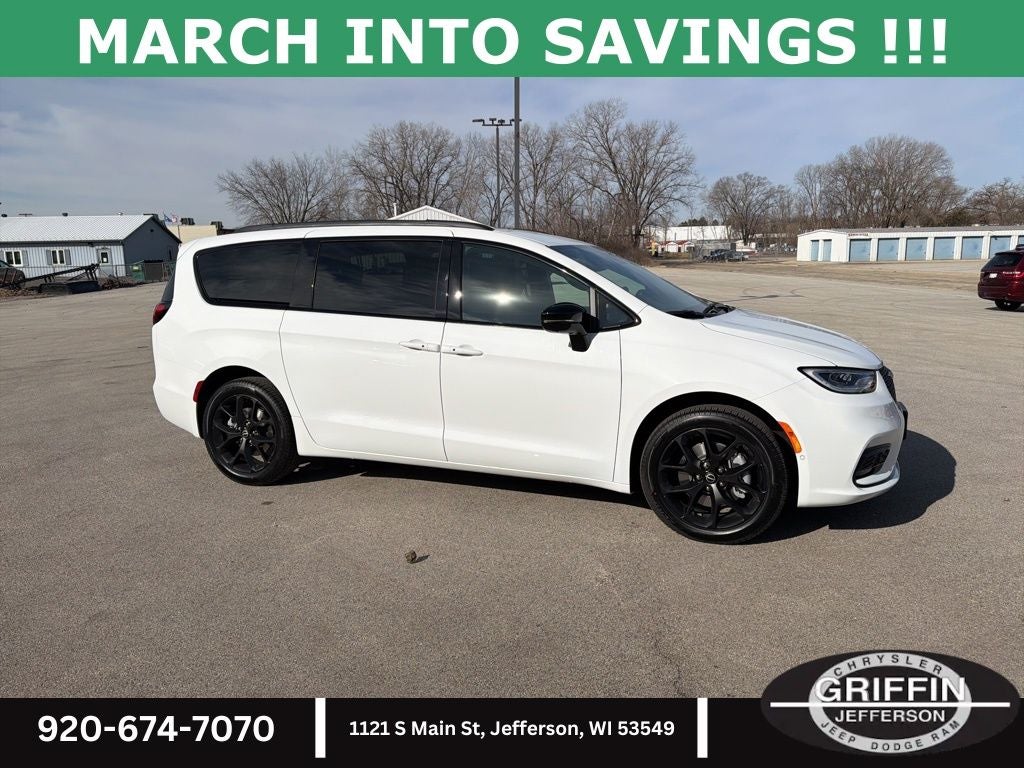 2026 Chrysler Pacifica Select AWD !!!