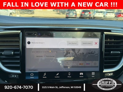 2026 Chrysler Pacifica Select