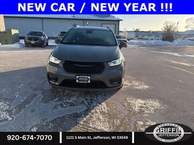 2021 Chrysler Pacifica Touring AWD !!!