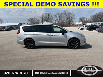 2026 Chrysler Pacifica Limited AWD !!!