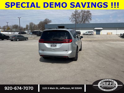 2026 Chrysler Pacifica Limited AWD !!!