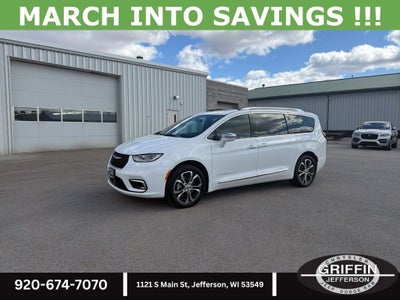 2024 Chrysler Pacifica Pinnacle AWD !!!