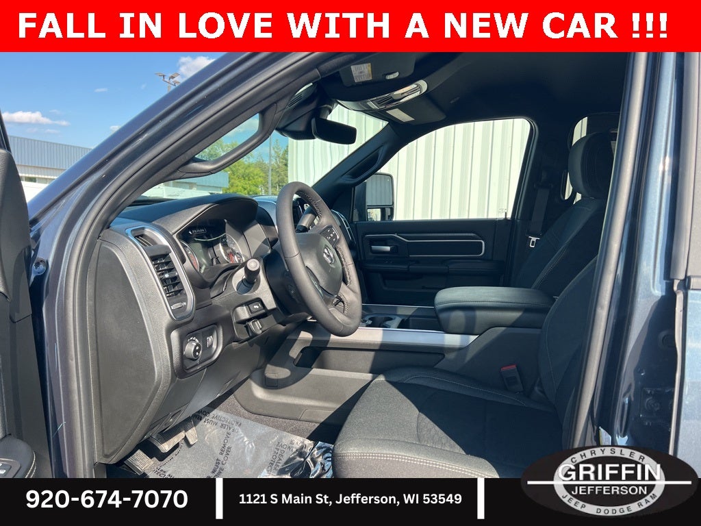 2026 RAM 2500 Big Horn Crew Cab 4X4