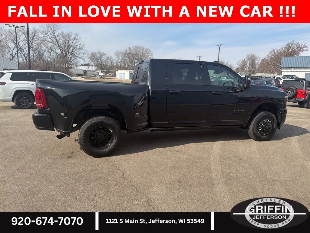 2026 RAM 3500 Laramie MEGA CAB !!!