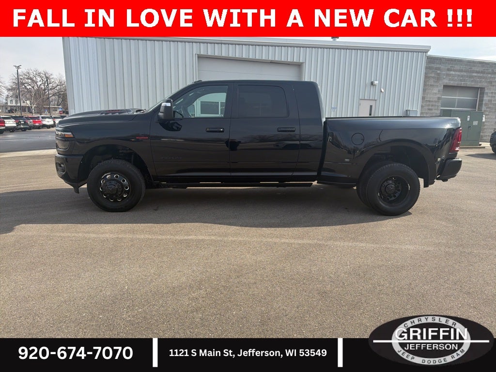 2026 RAM 3500 Laramie MEGA CAB !!!