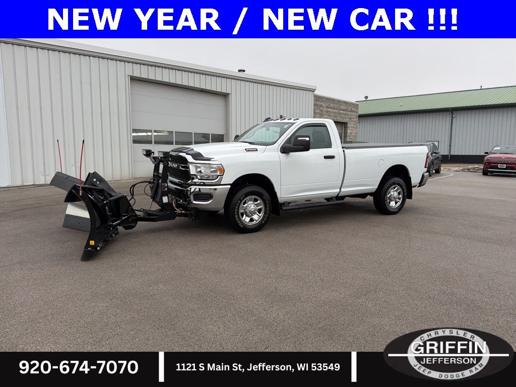 2024 RAM 2500 Tradesman $13,000 BOSS PLOW INCLUDED !!!