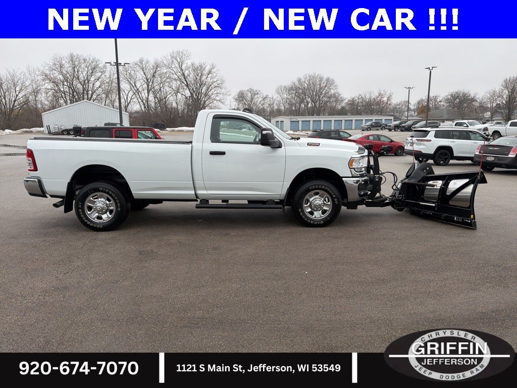 2024 RAM 2500 Tradesman $13,000 BOSS PLOW INCLUDED !!!