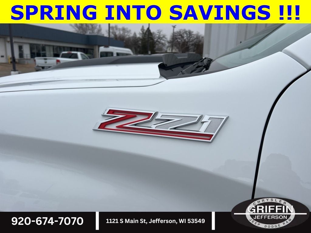 2024 Chevrolet Silverado 1500 Custom Trail Boss 4X4 V8 !!!