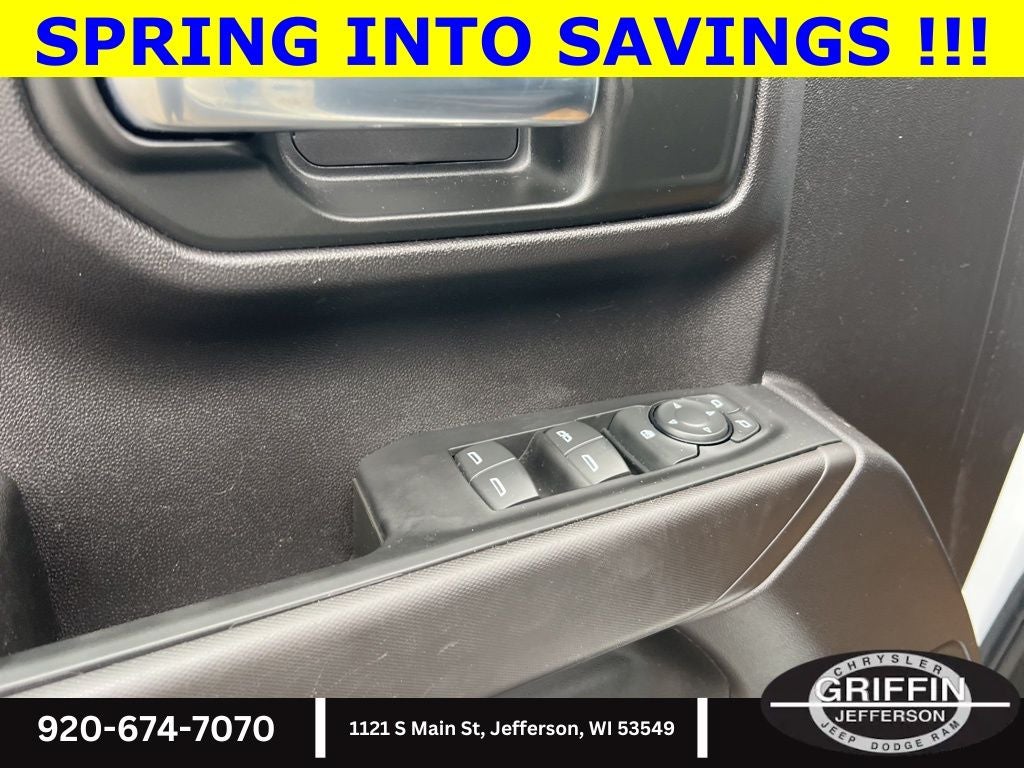 2024 Chevrolet Silverado 1500 Custom Trail Boss 4X4 V8 !!!