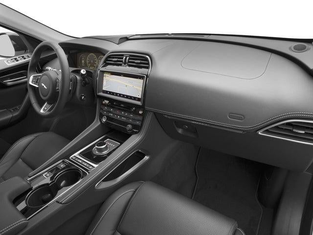 2017 Jaguar F-PACE 35t R-Sport